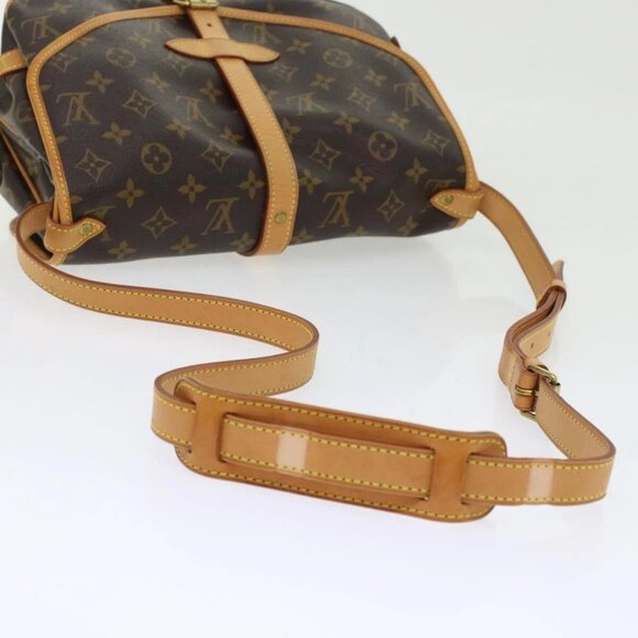 LOUIS VUITTON Monogram Saumur 30 Shoulder Bag M42256 LV Auth 45666AV - Picture 8 of 16